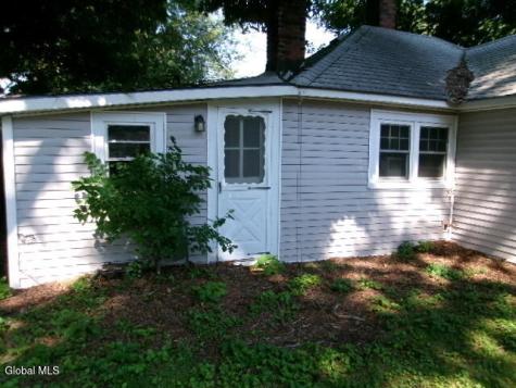 30 Irving Road Scotia NY 12302