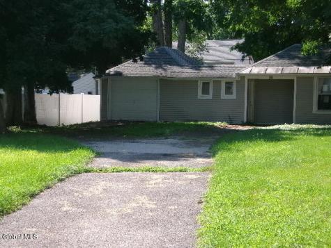 30 Irving Road Scotia NY 12302