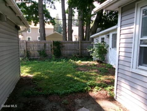 30 Irving Road Scotia NY 12302