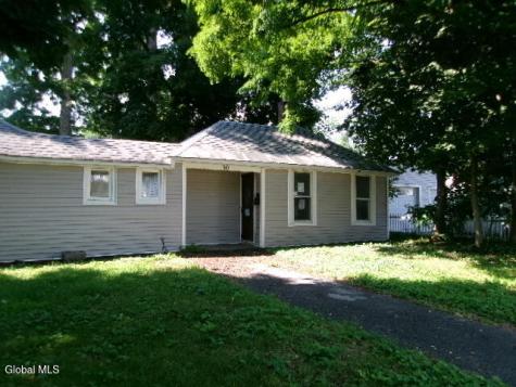 30 Irving Road Scotia NY 12302