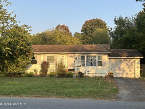 86 Jefferson Street Saratoga Springs NY 12866