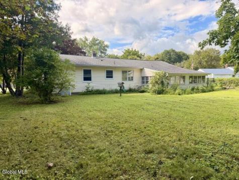 9 Clearview Boulevard Castleton NY 12033