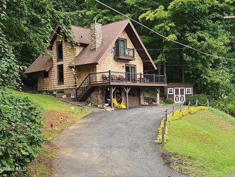 11 Sullivan Road Lake George NY 12845