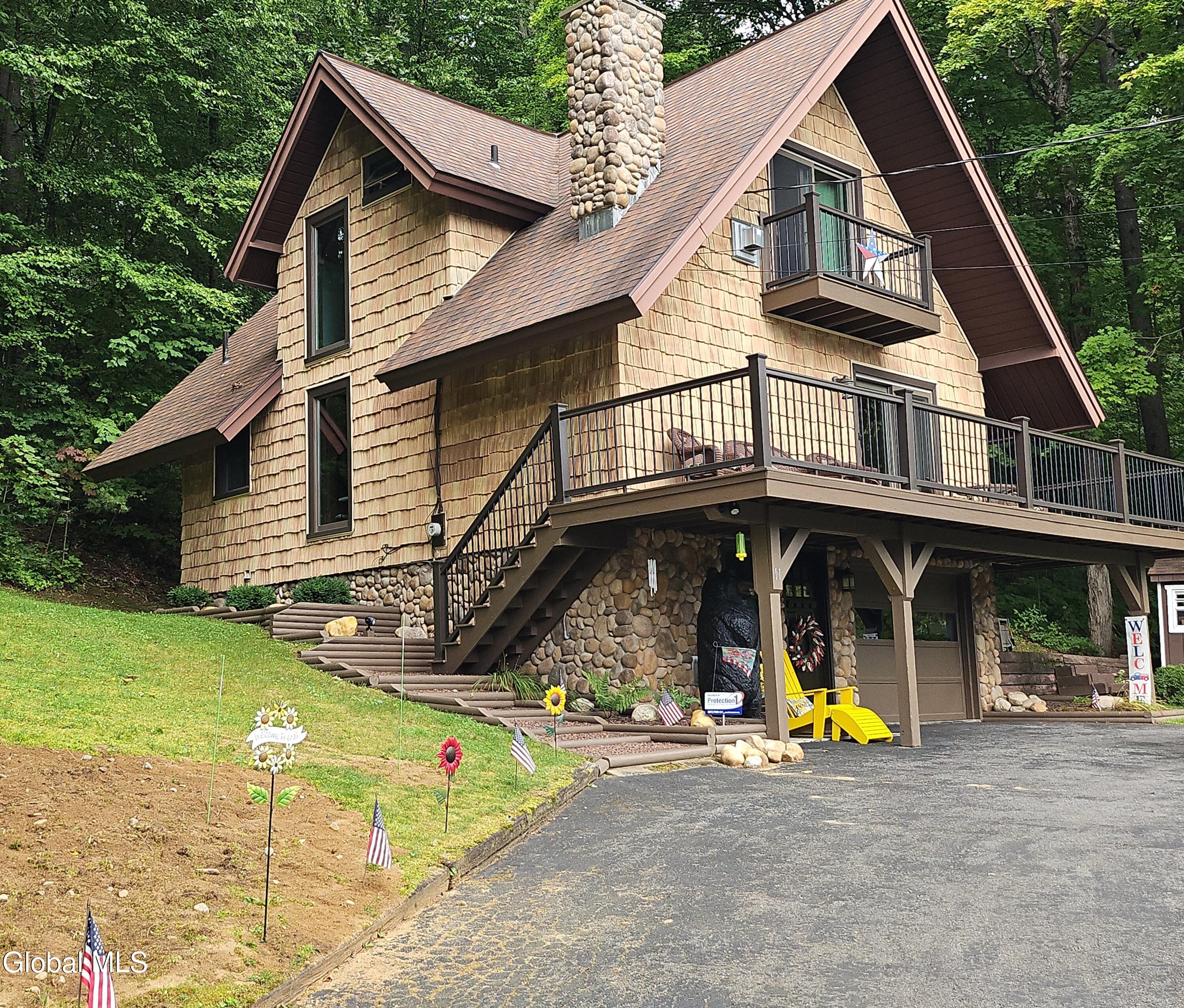 11 Sullivan Road Lake George NY 12845
