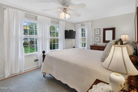 15 Glen Terrace Glenville NY 12302