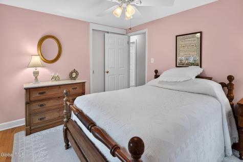 15 Glen Terrace Glenville NY 12302