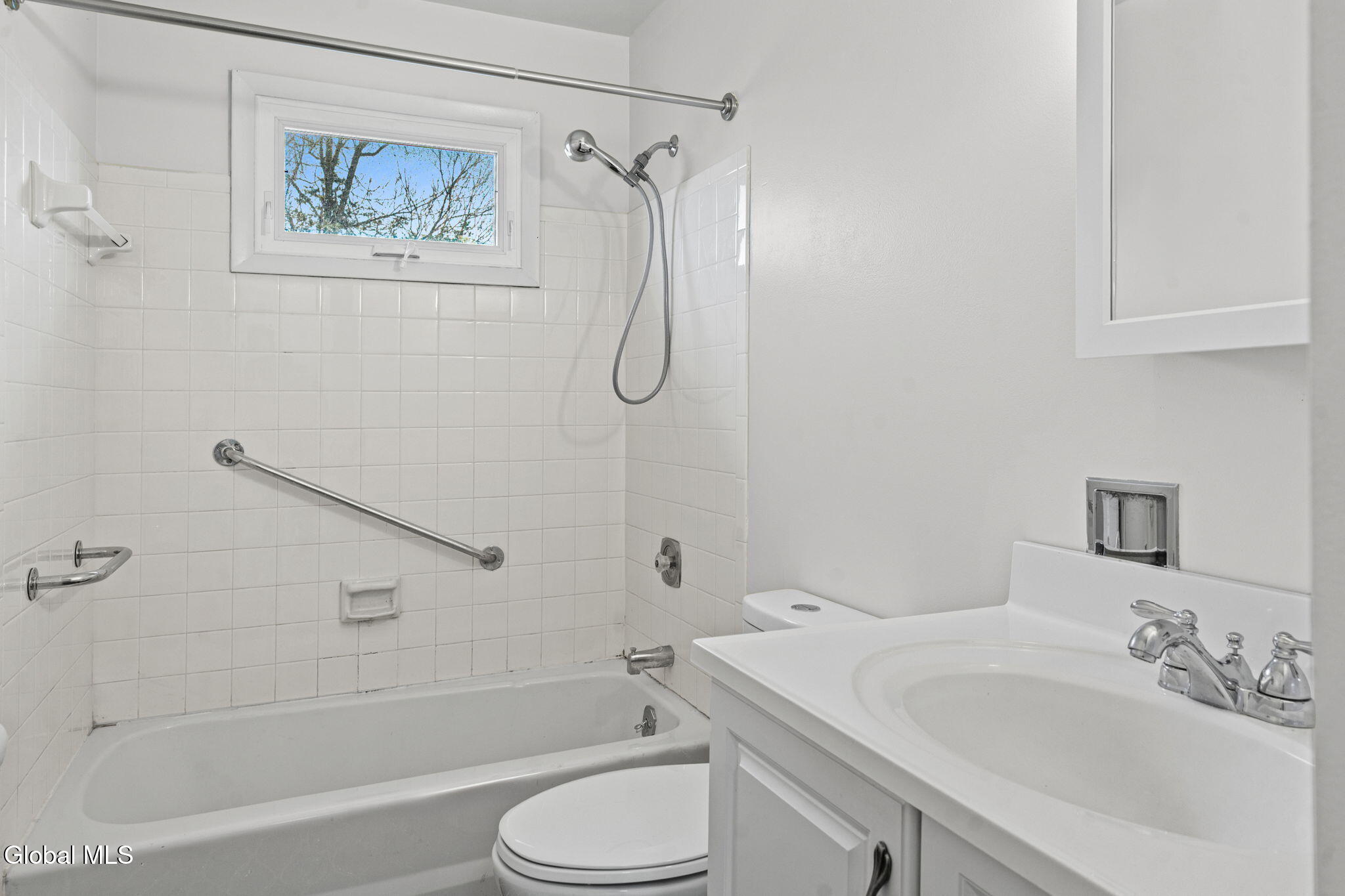 2 Avery Avenue Albany NY 12110