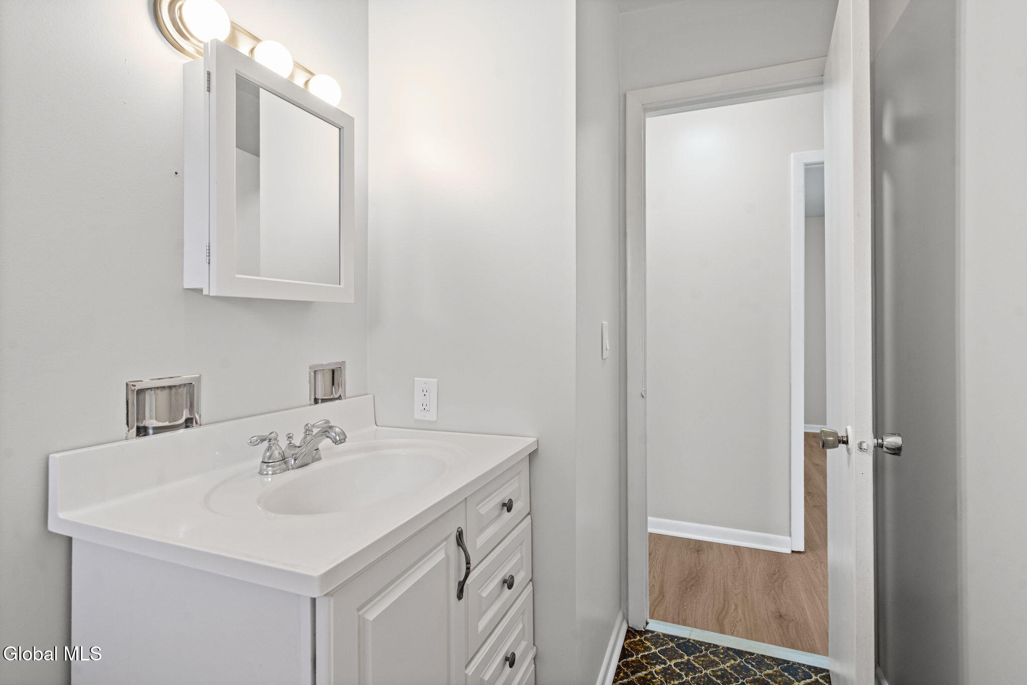 2 Avery Avenue Albany NY 12110