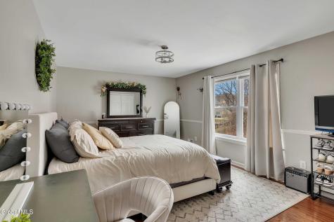 6 Jennifer Drive Mechanicville NY 12118