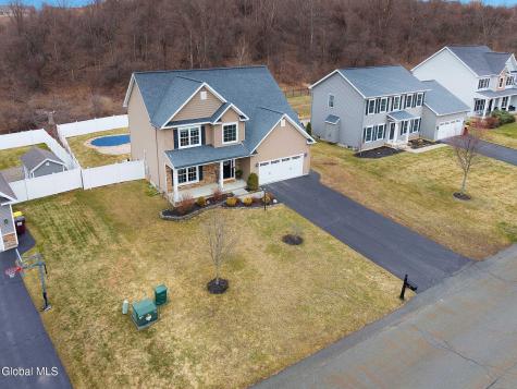 6 Jennifer Drive Mechanicville NY 12118