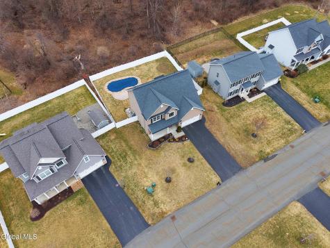 6 Jennifer Drive Mechanicville NY 12118