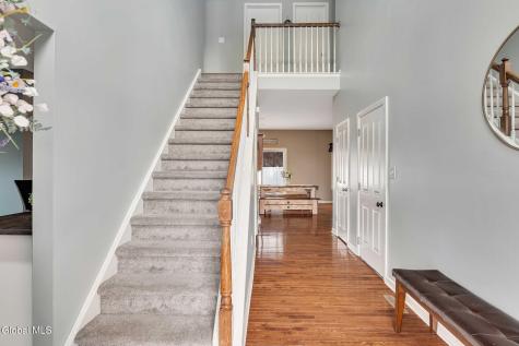 6 Jennifer Drive Mechanicville NY 12118