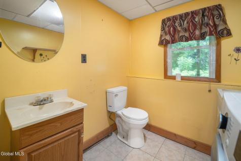 242 Burdick Road Gloversville NY 12078