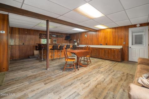 242 Burdick Road Gloversville NY 12078