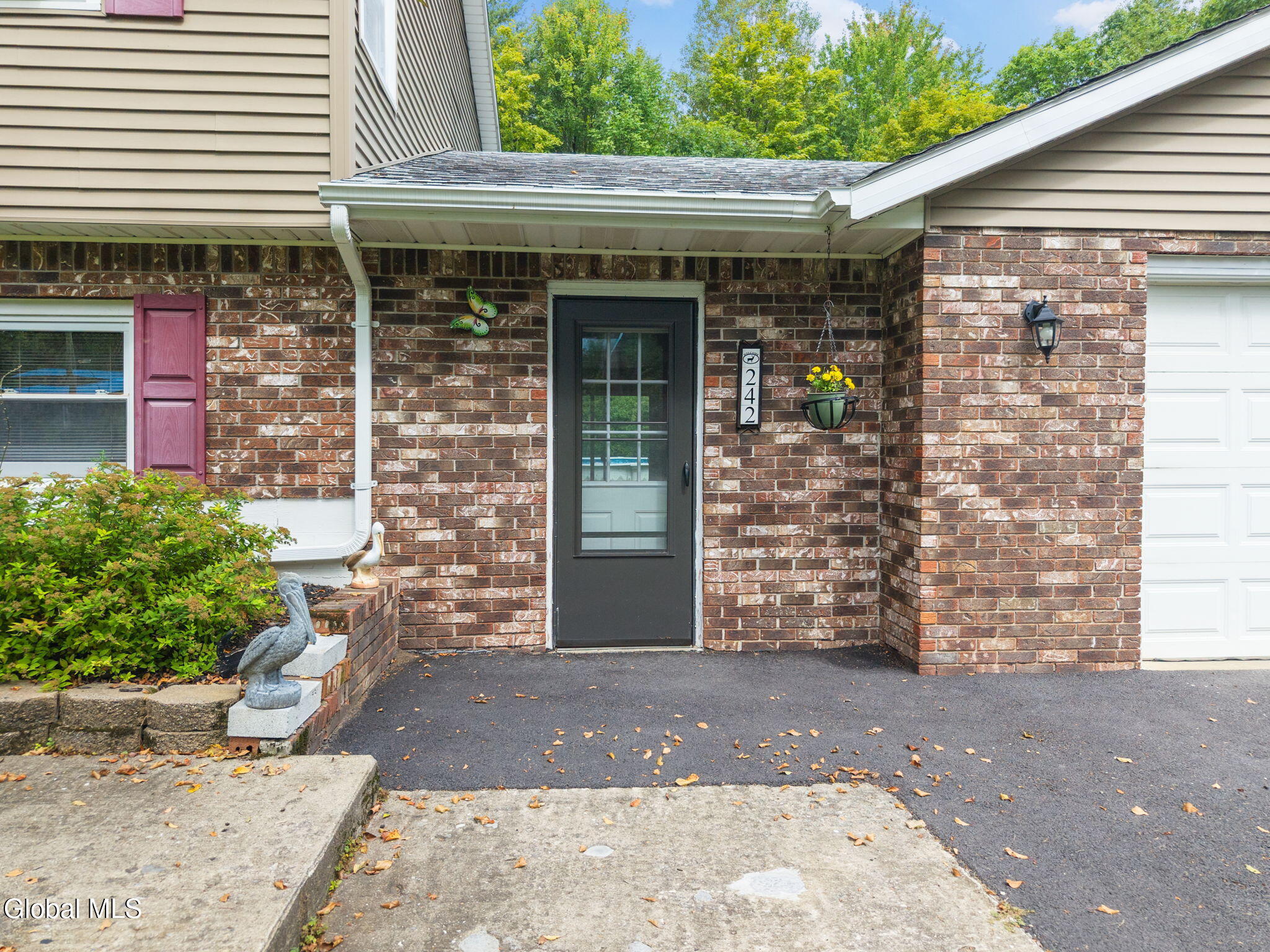 242 Burdick Road Gloversville NY 12078