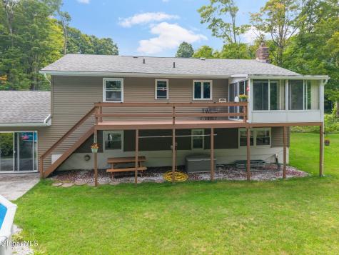 242 Burdick Road Gloversville NY 12078