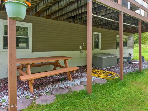 242 Burdick Road Gloversville NY 12078