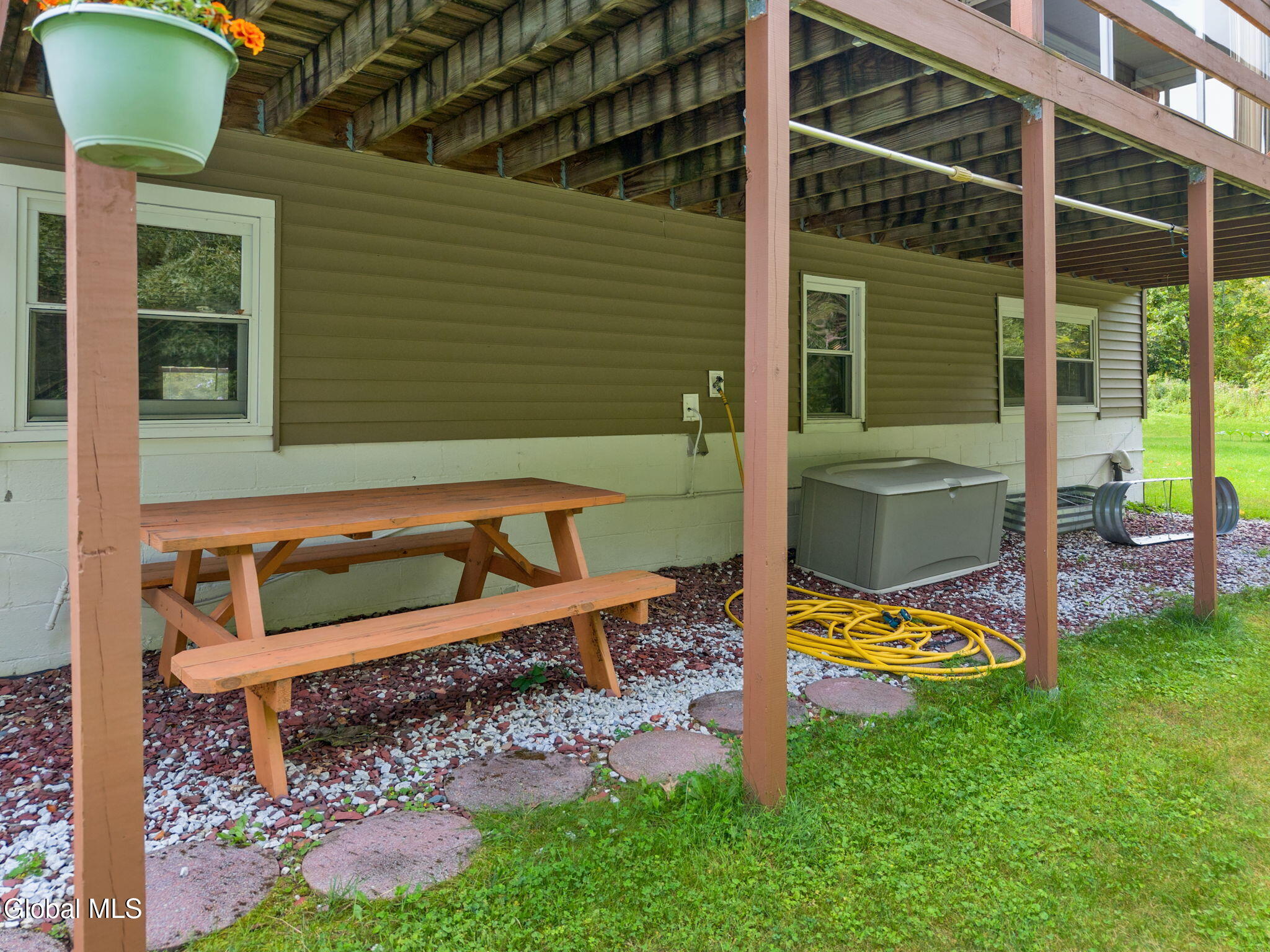 242 Burdick Road Gloversville NY 12078