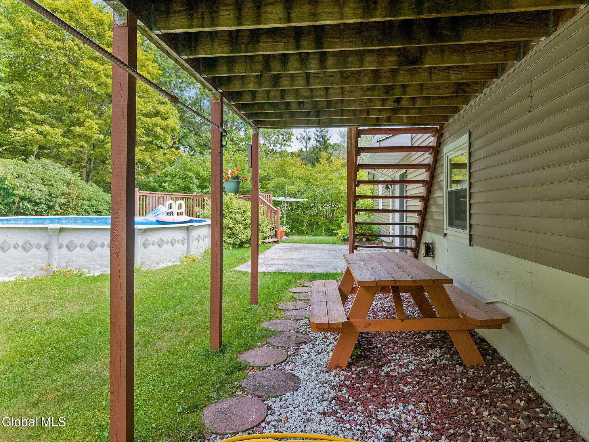 242 Burdick Road Gloversville NY 12078