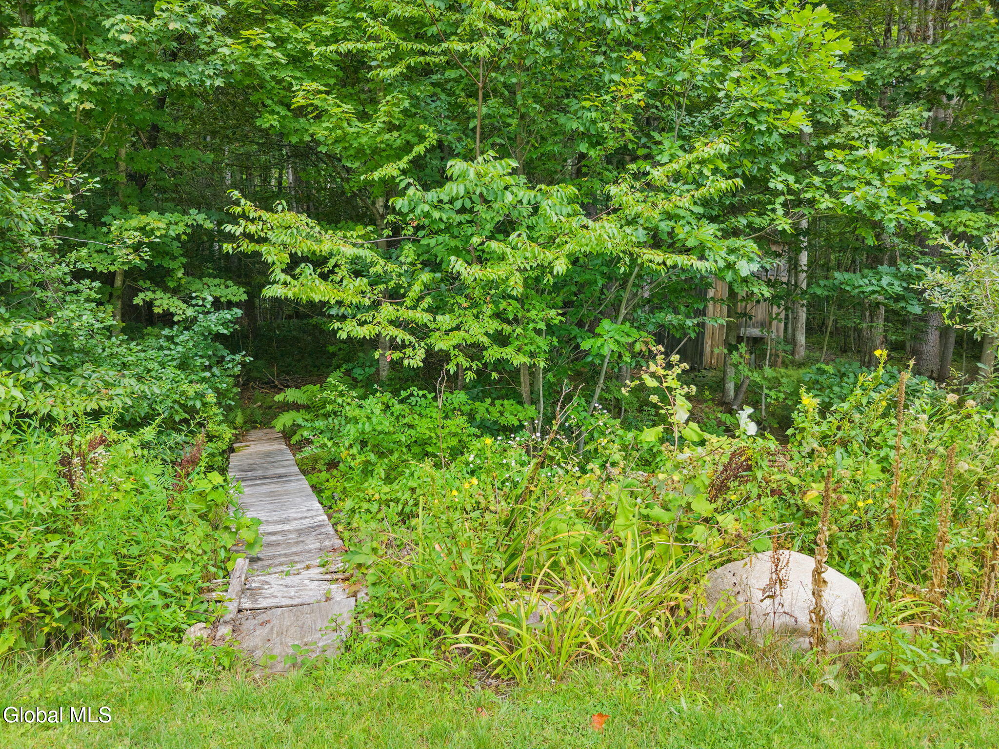 242 Burdick Road Gloversville NY 12078