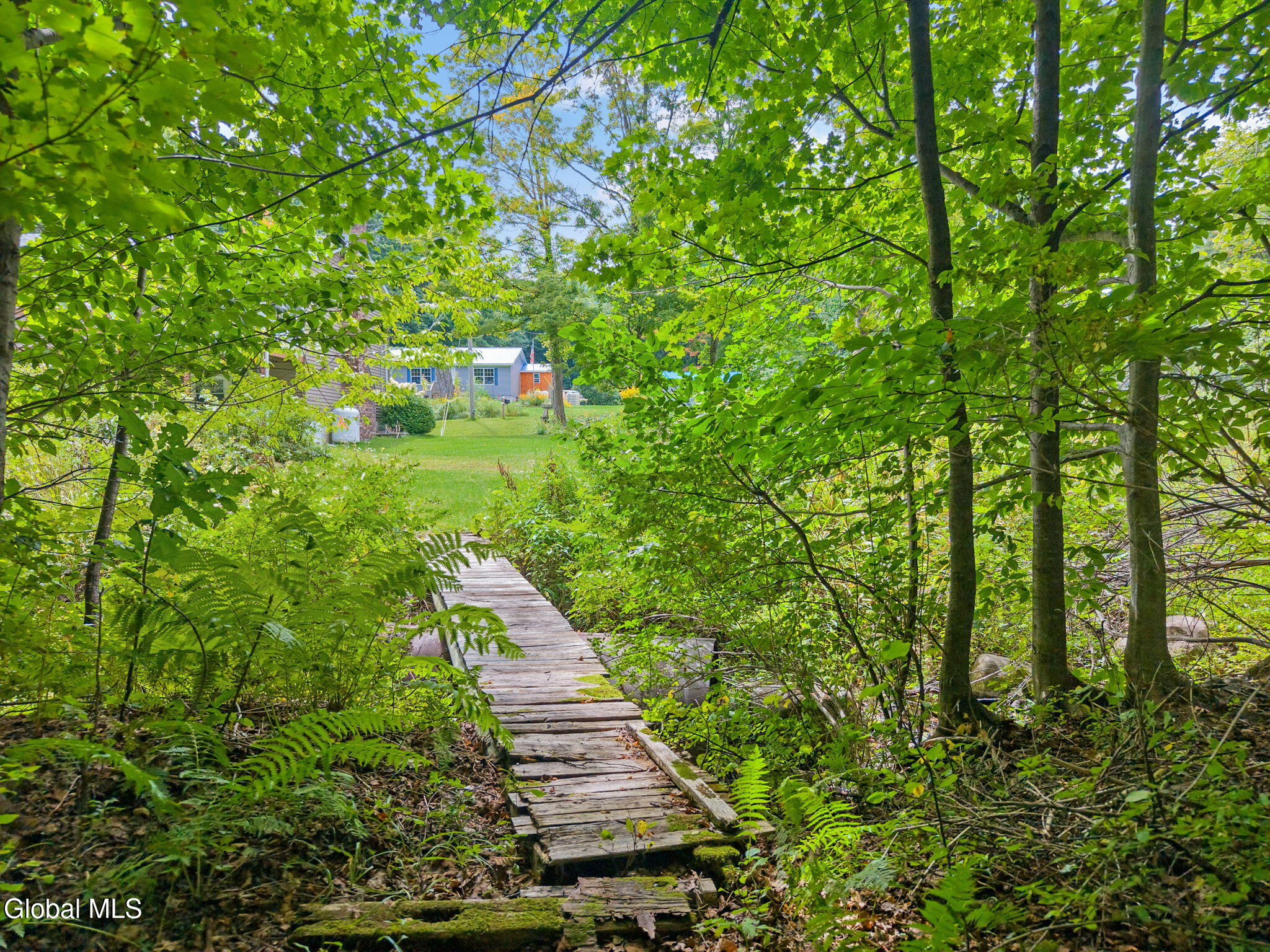 242 Burdick Road Gloversville NY 12078