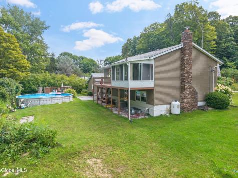 242 Burdick Road Gloversville NY 12078