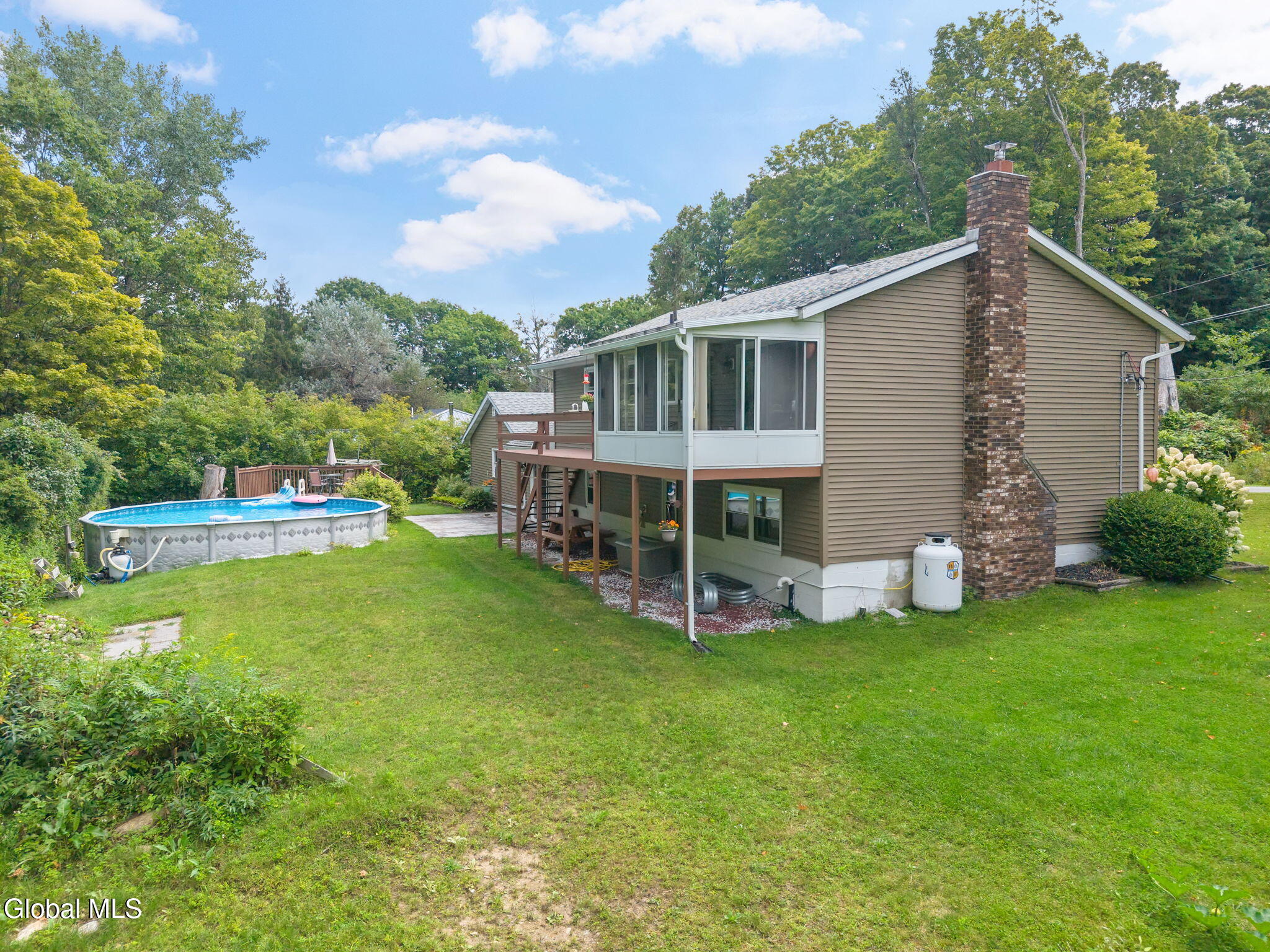 242 Burdick Road Gloversville NY 12078