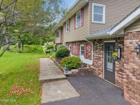 242 Burdick Road Gloversville NY 12078