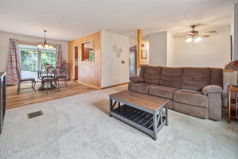 242 Burdick Road Gloversville NY 12078