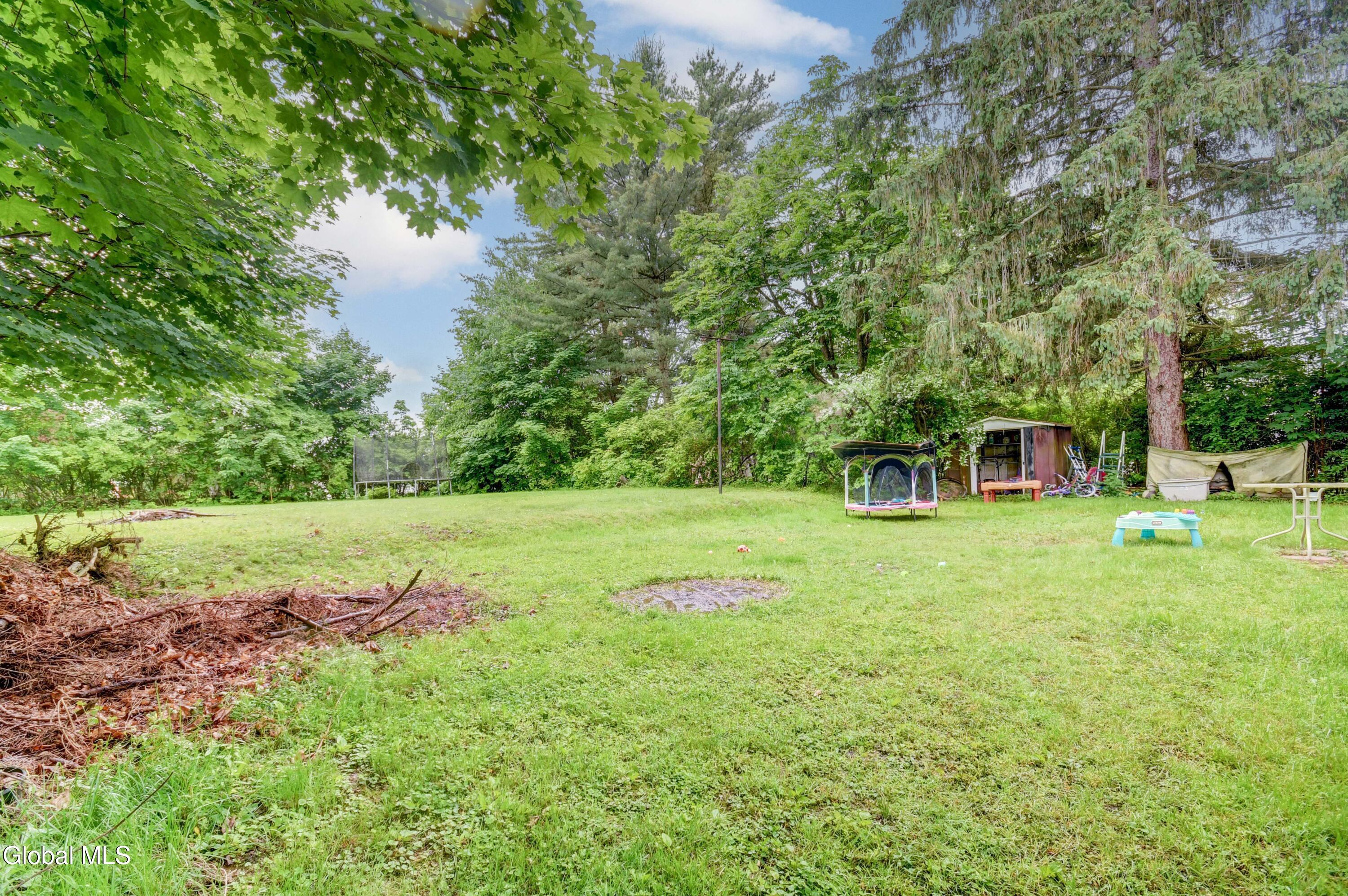 195 Northampton Road Amsterdam NY 12010