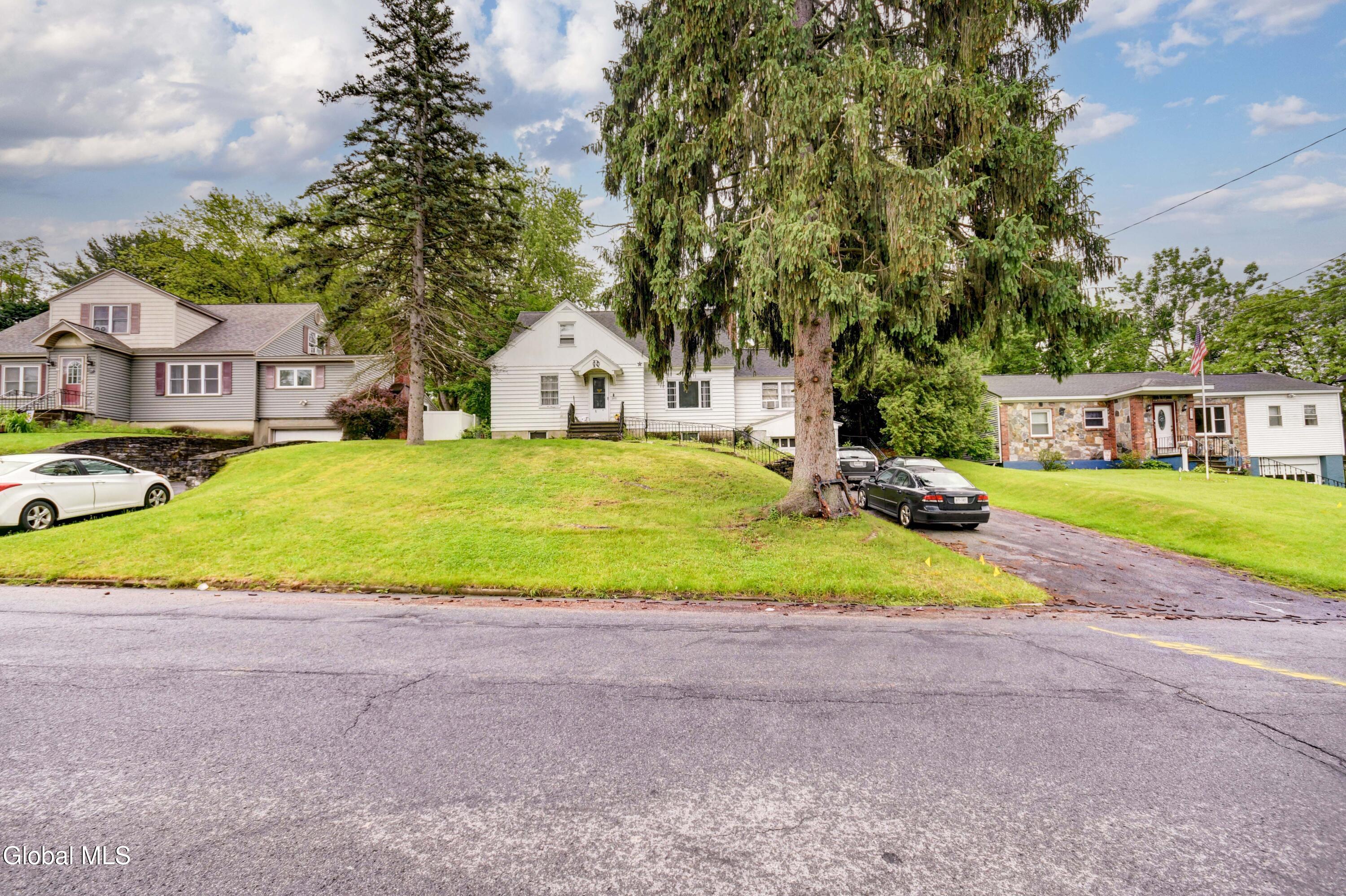 195 Northampton Road Amsterdam NY 12010