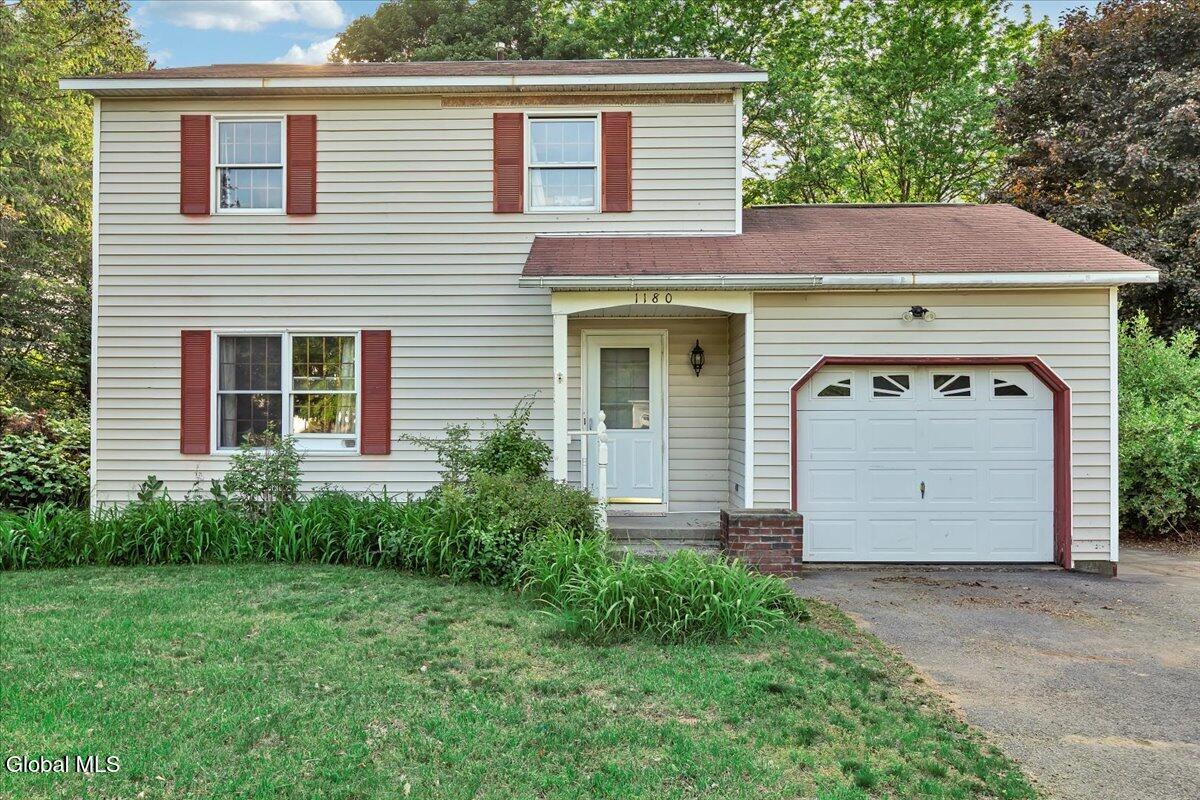 1180 Laural Lane Malta NY 12020