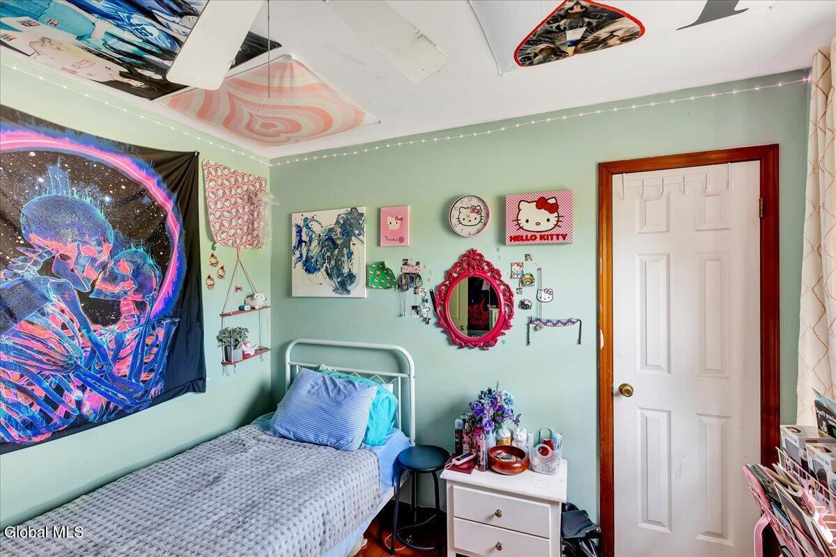 1180 Laural Lane Malta NY 12020