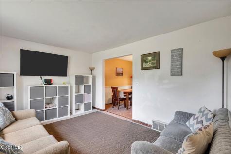 1180 Laural Lane Malta NY 12020