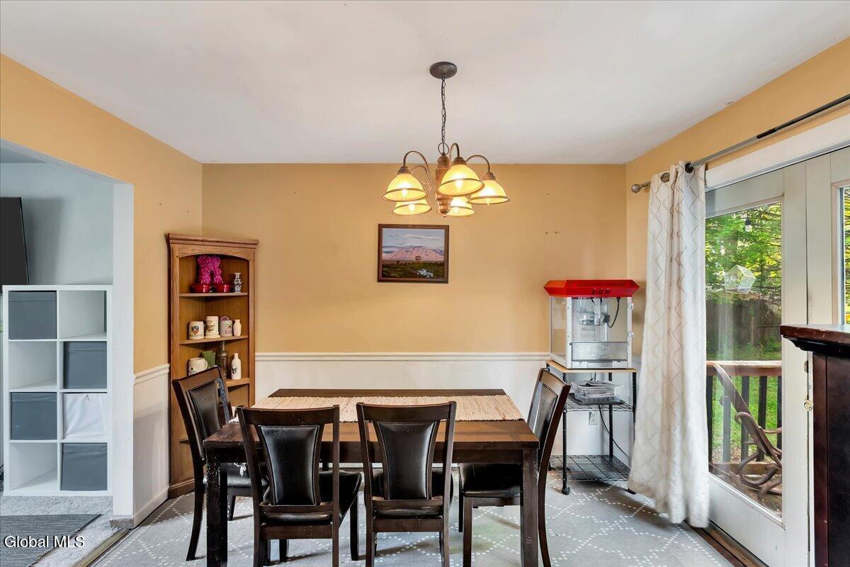 1180 Laural Lane Malta NY 12020