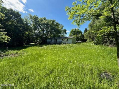 34 N Village Lane Ticonderoga NY 12883