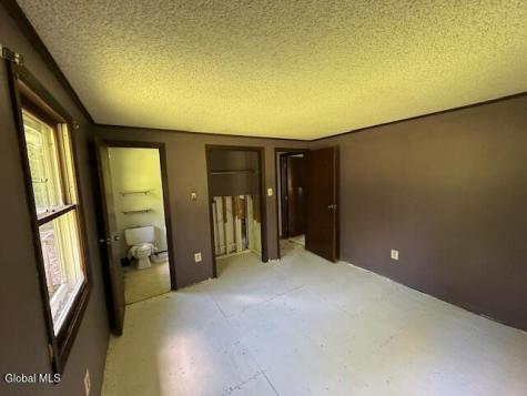 34 N Village Lane Ticonderoga NY 12883