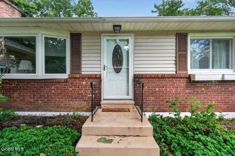 52 Woodwind Drive Voorheesville NY 12186