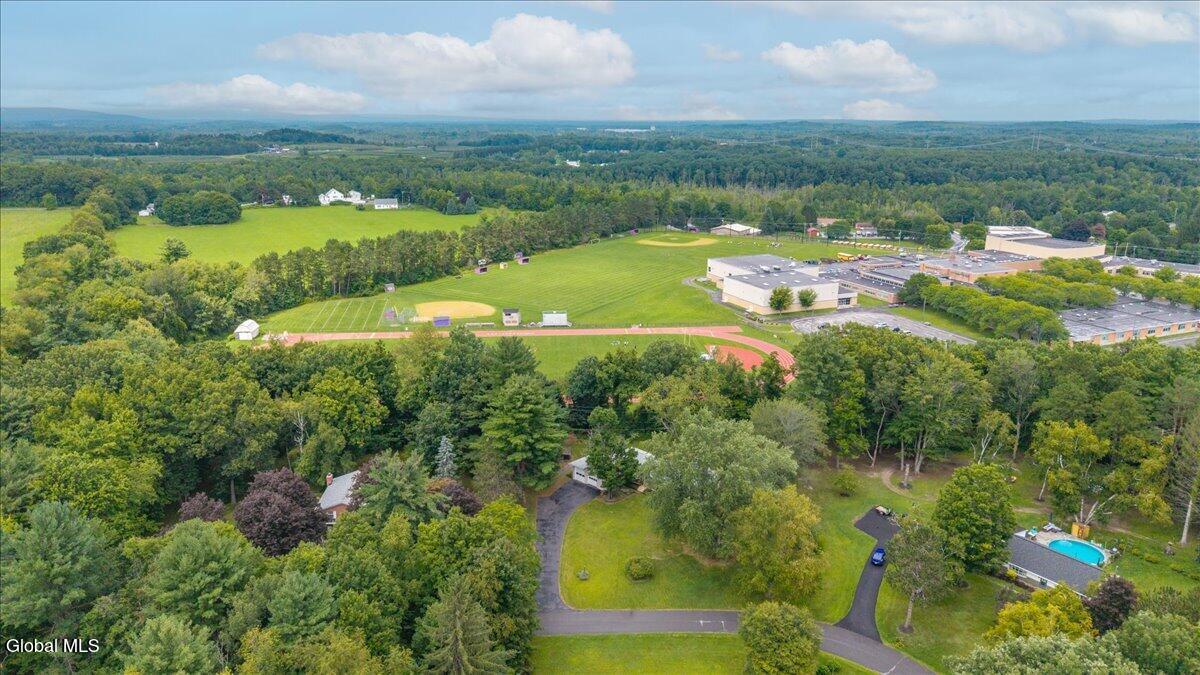 52 Woodwind Drive Voorheesville NY 12186