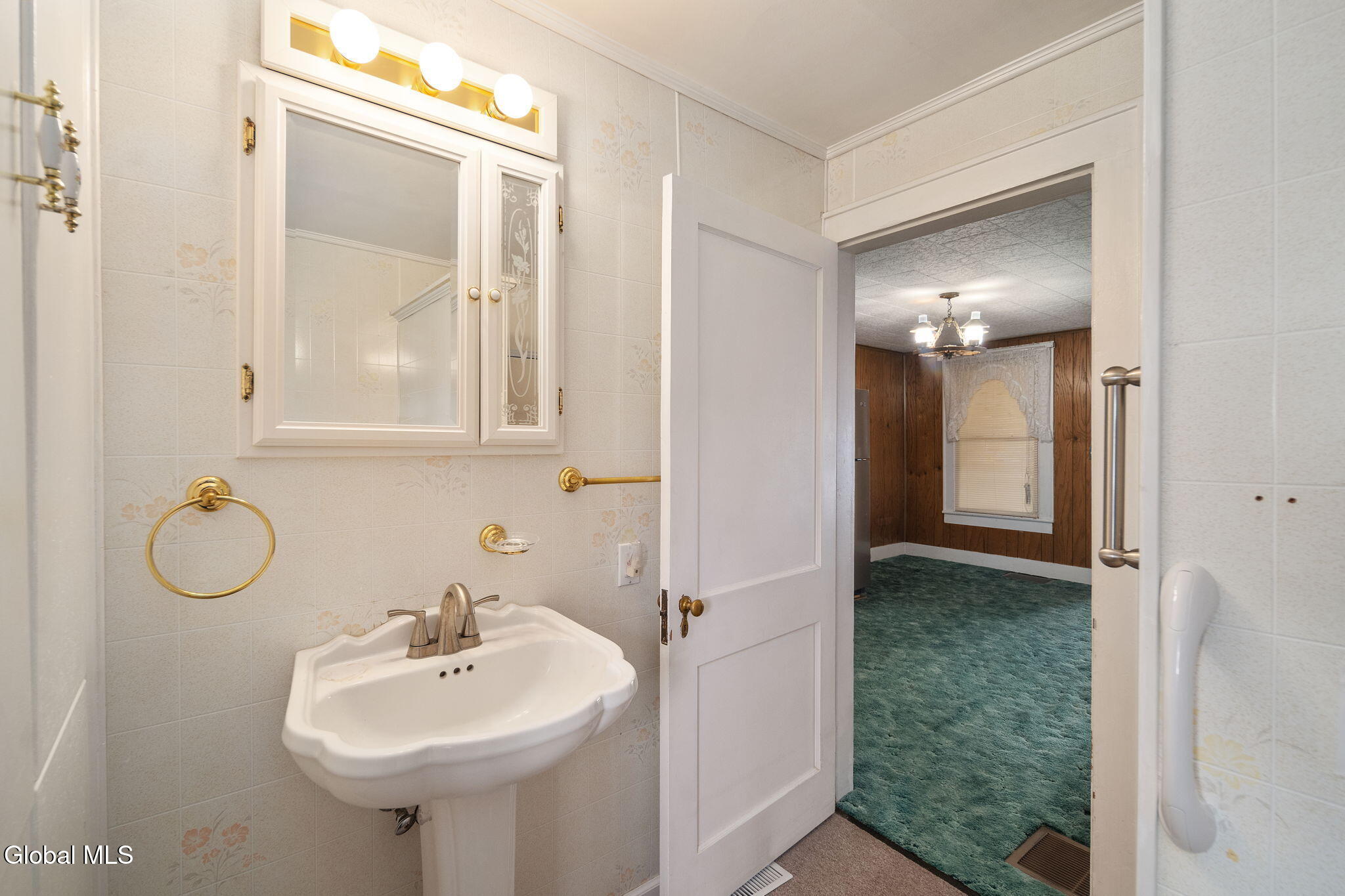 4081 New York 30 Esperance NY 12066