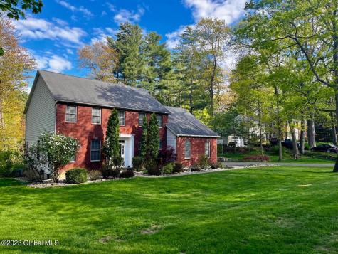 910 Vrooman Avenue Niskayuna NY 12309