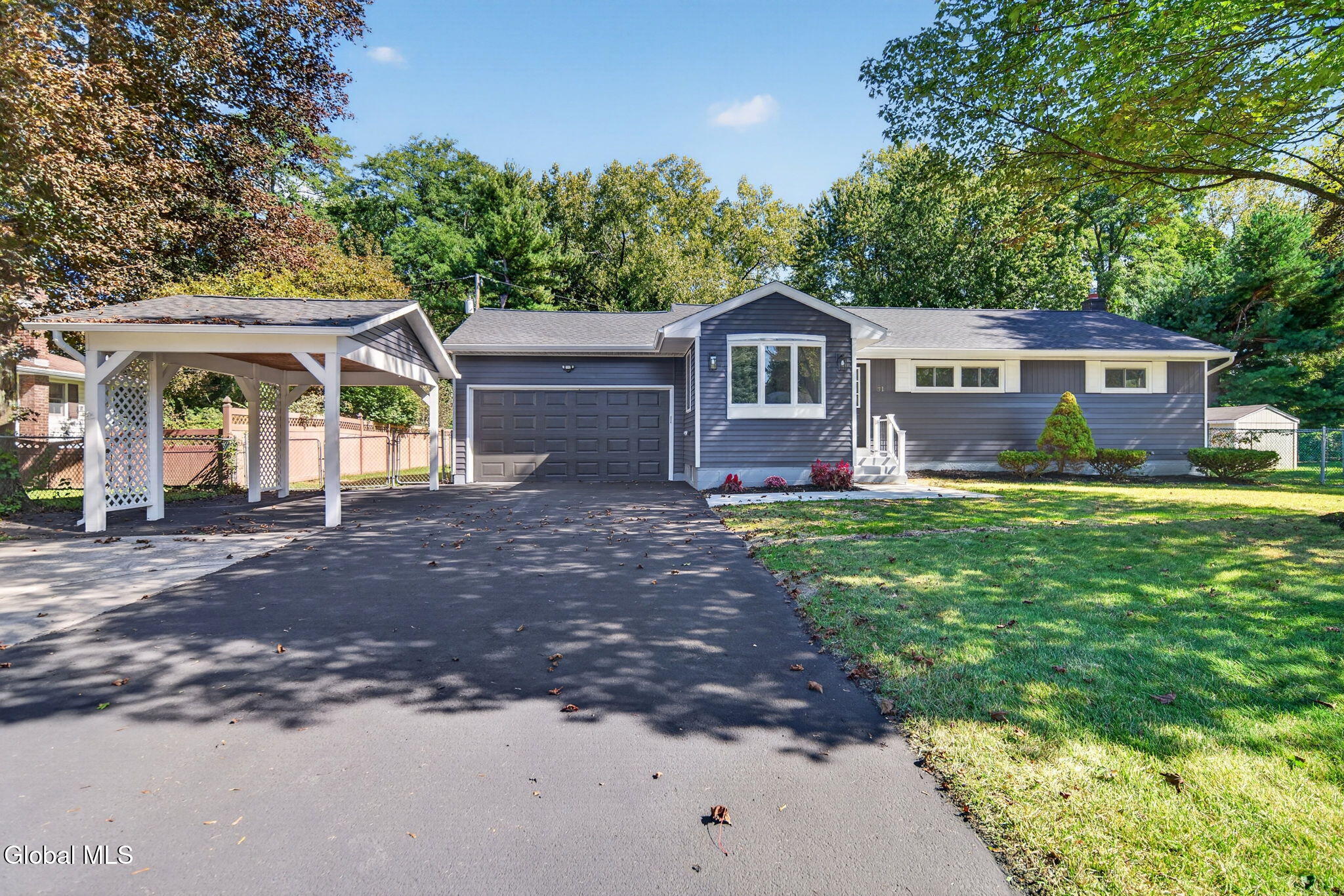 31 Frantone Lane Loudonville NY 12211
