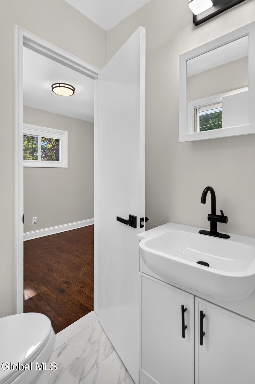 31 Frantone Lane Loudonville NY 12211