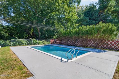 31 Frantone Lane Loudonville NY 12211
