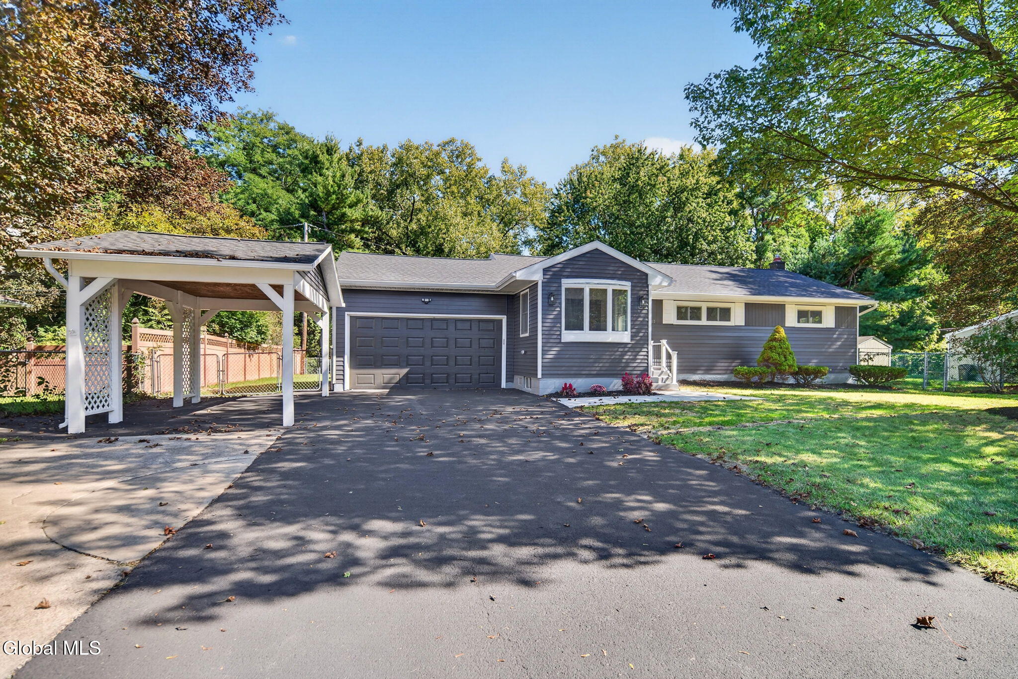 31 Frantone Lane Loudonville NY 12211