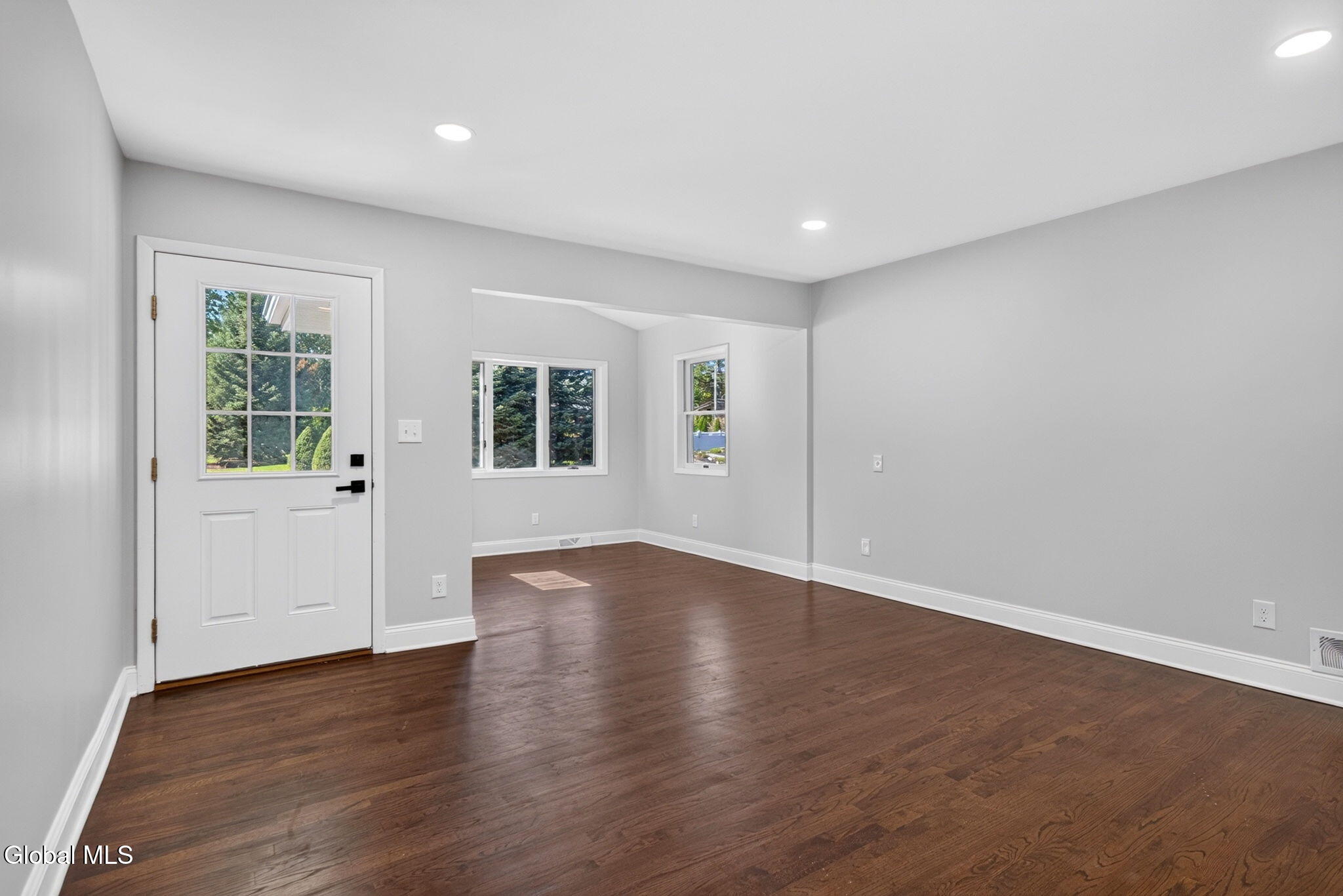 31 Frantone Lane Loudonville NY 12211