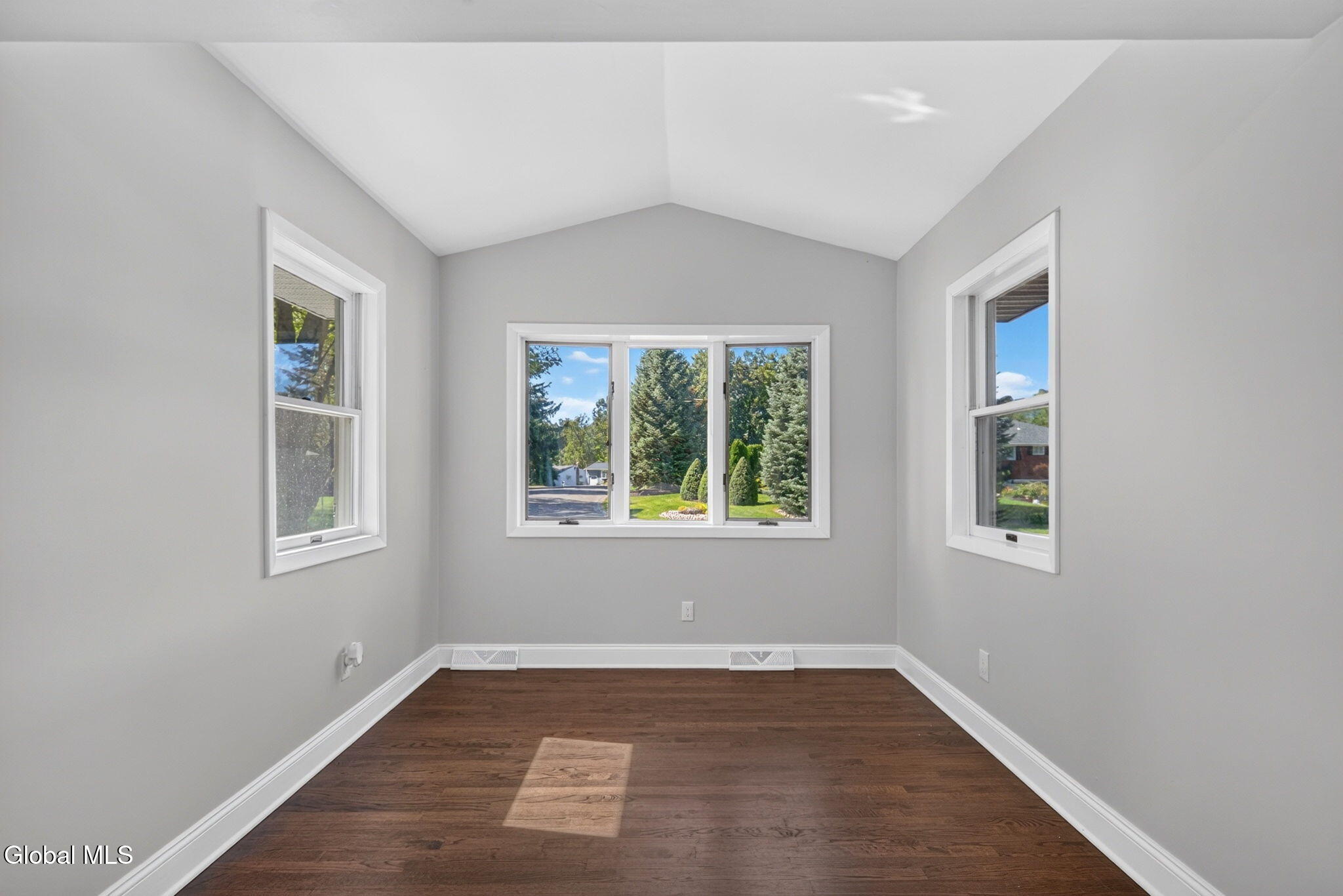 31 Frantone Lane Loudonville NY 12211