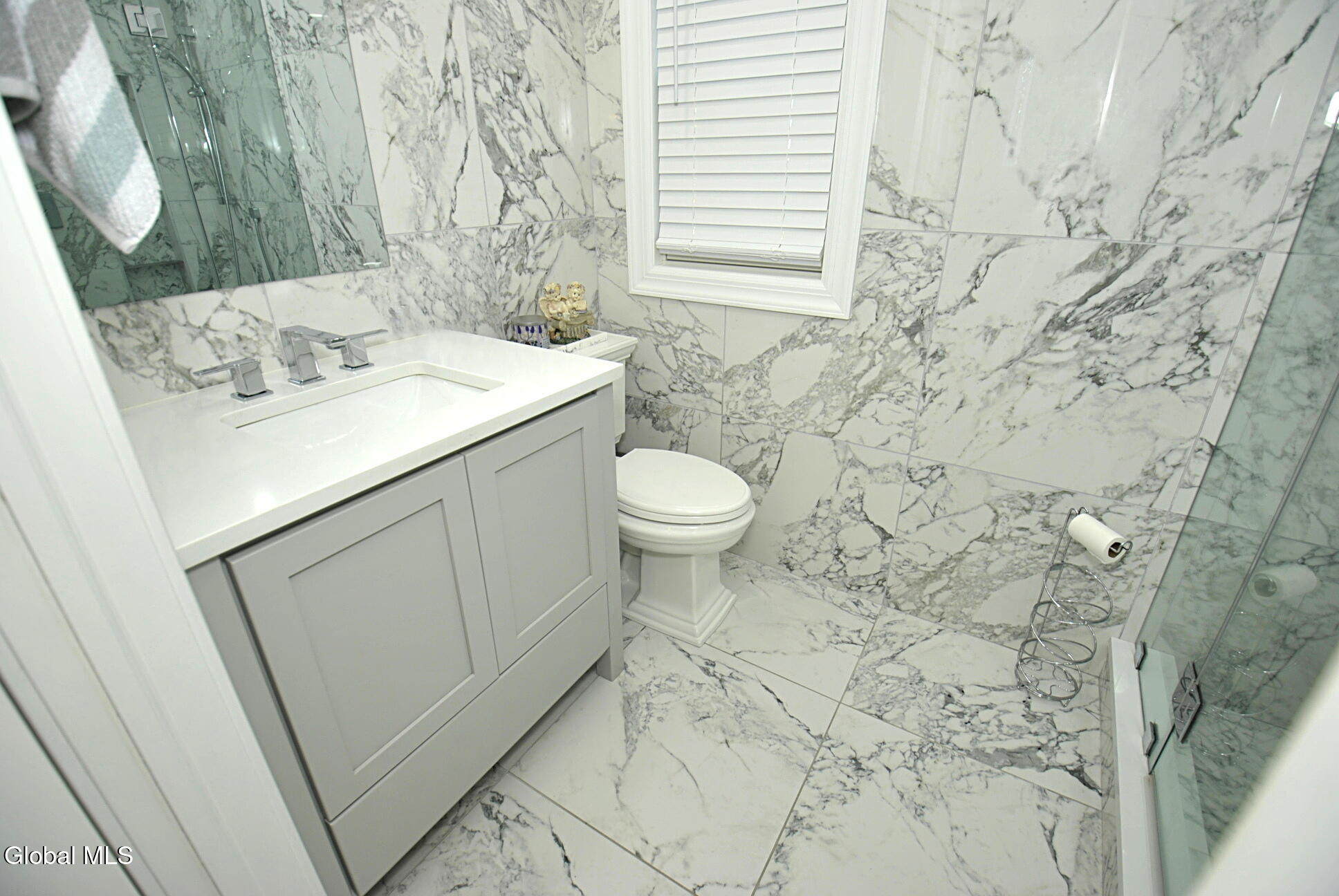 7 Adare Road Troy NY 12180