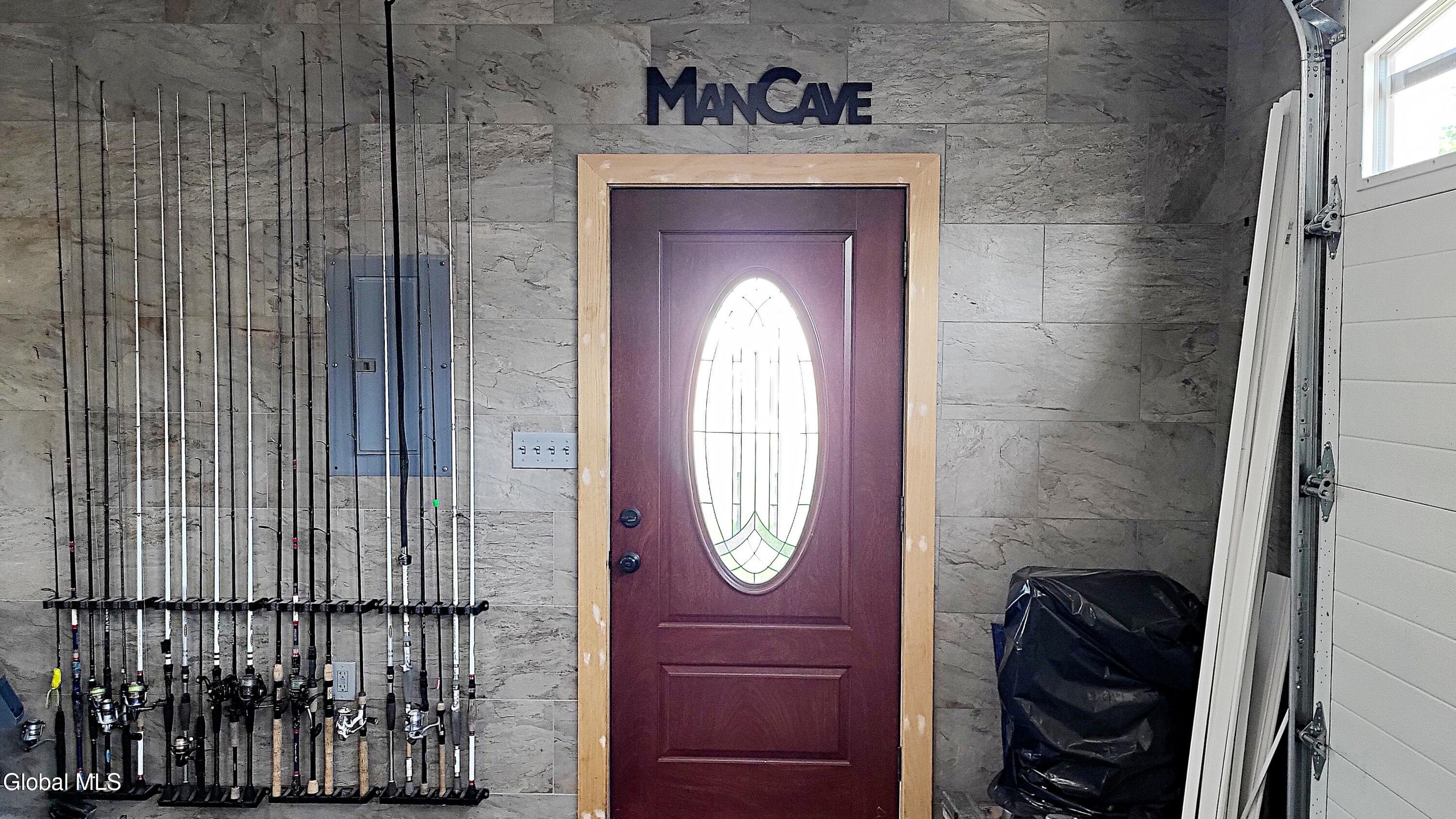 7 Adare Road Troy NY 12180