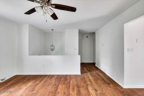 160 Maple Avenue Glenville NY 12302
